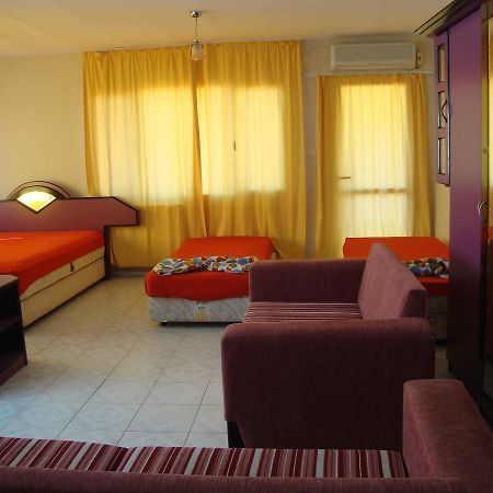 Degerli Motel Seferihisar Exterior foto