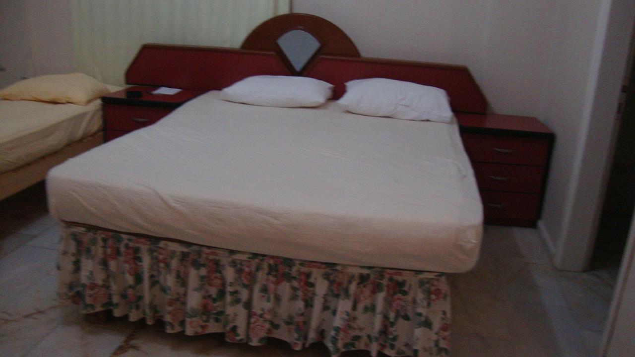 Degerli Motel Seferihisar Quarto foto